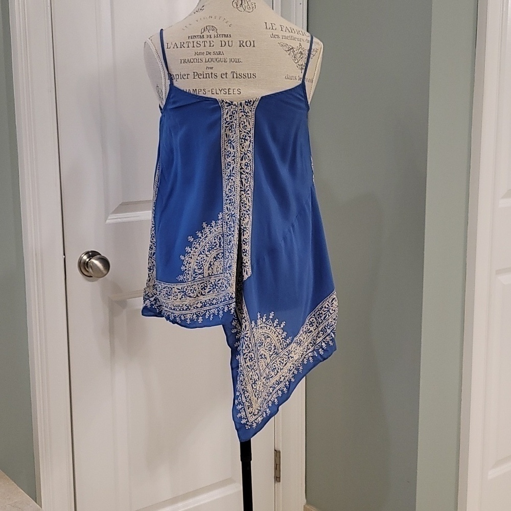 Anthropologie HD Paris Silk Blue & Cream Asymmetrical Handkerchief Top - Size 4 - Picture 6 of 9